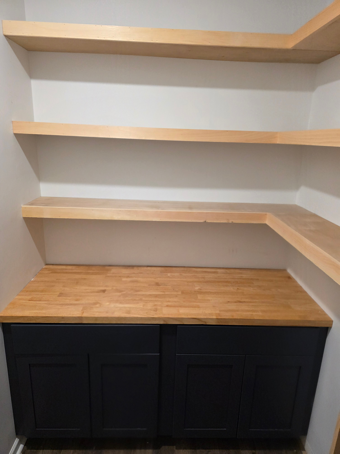 Pantry Shelving — Walk-In Pantry